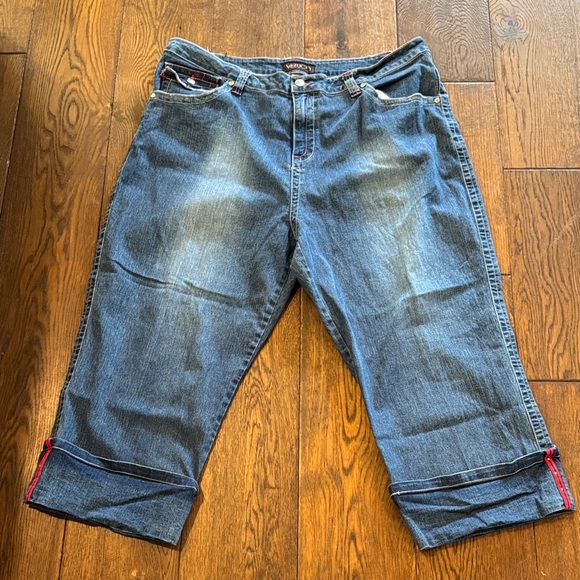 Women's Cropped Jeans in Blue Washed - Picture 1 of 4